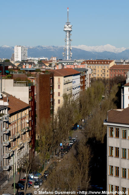  Via Tiziano, torre RAI e pizzo Arera - click to next image