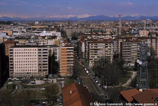  Palazzi delle vie Leone XIII, Monti  Tonoli - click to next image