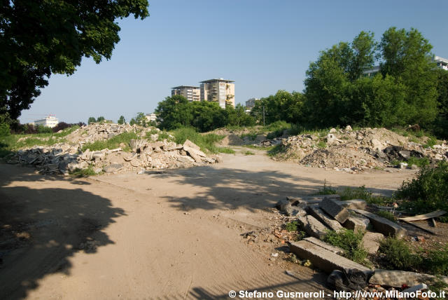  L'area demolita di viale Toscana 25 - click to next image