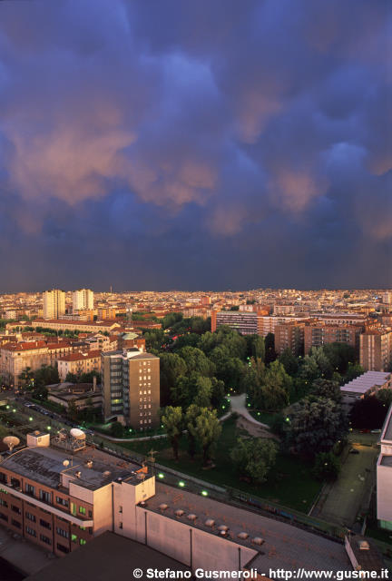  Giardinetti Pallavicino e mammatus al tramonto - click to next image