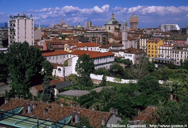  Parco dell'Anfiteatro e panorama sul centro - click to next image