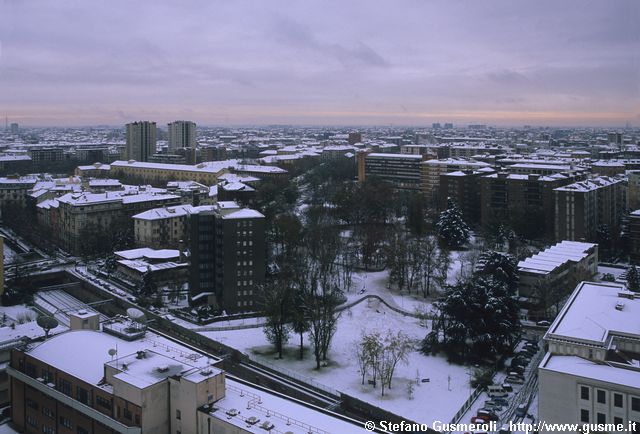  Giardini di via Massena innevati - click to next image