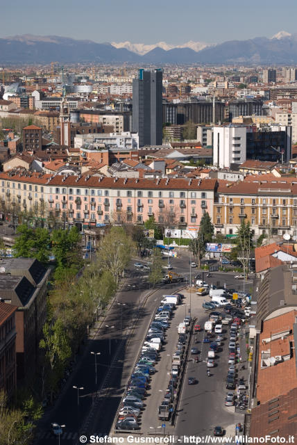  Bastioni di porta Volta - click to next image