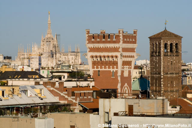  Torri e Duomo - click to next image