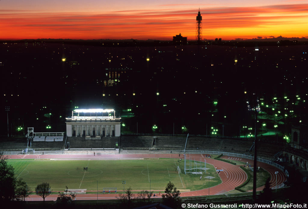  Arena al tramonto - click to next image