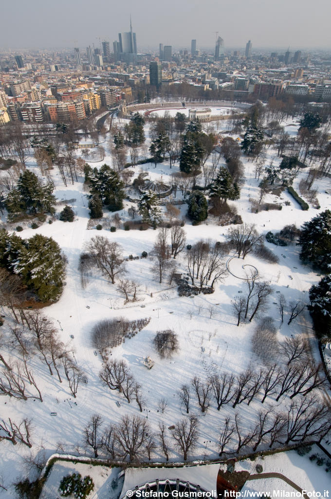  Parco Sempione innevato - click to next image